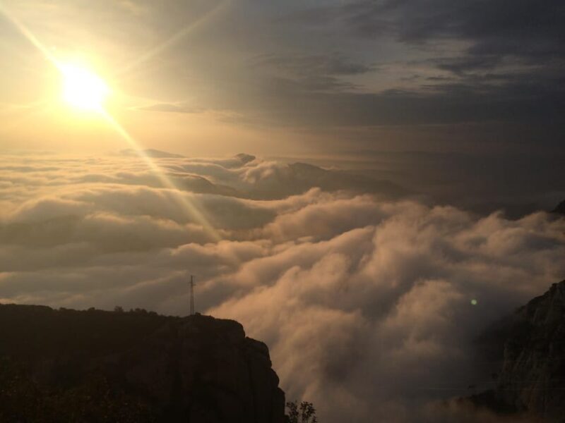 From Barcelona: Montserrat Monastery Bus Transfer - Avoiding Crowds