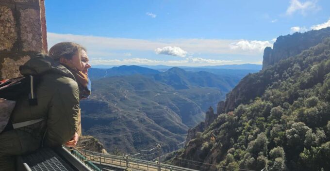 From Barcelona: Montserrat Monastery Bus Transfer - Meeting Point and Instructions