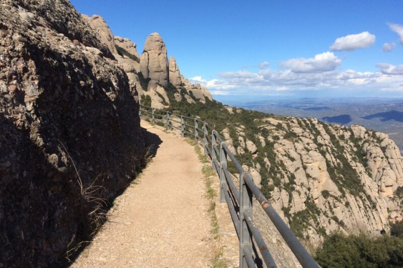 From Barcelona: Montserrat Private Guided Tour and Cable Car - Montserrat National Park Exploration