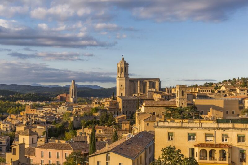 From Barcelona: Private Full-Day Girona & Sitges Guided Tour - Exploring Gironas Main Sights