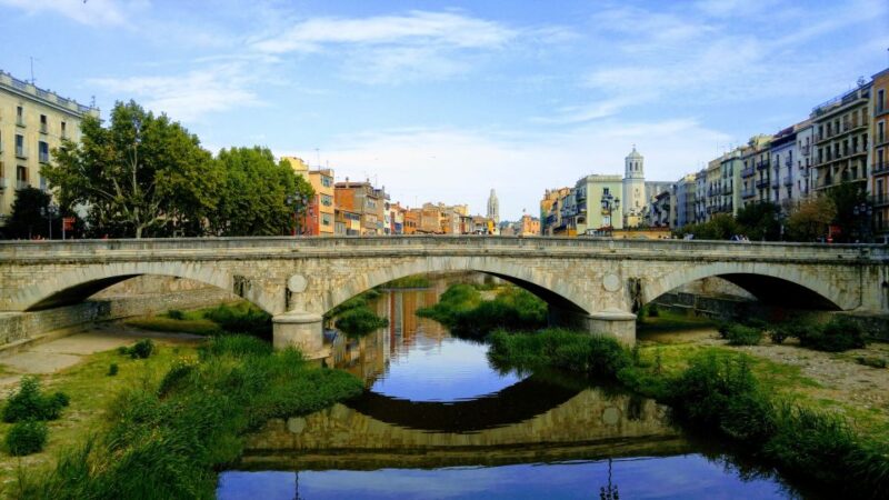 From Barcelona: Private Girona Tour With Personal Guide - Discovering Historic Landmarks