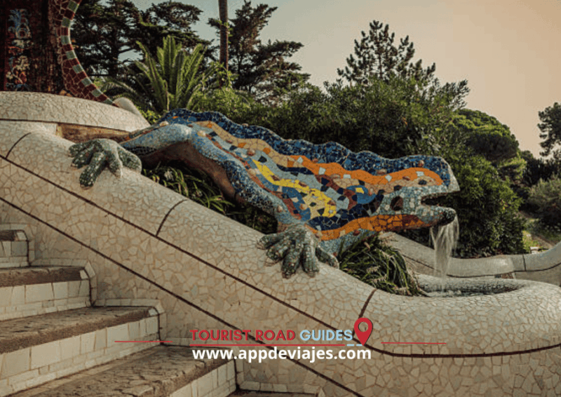 From Barcelona: Private Tour of Barcelona With Park Guell - Highlights of Park Guell