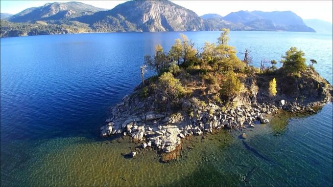 From Bariloche: San Martin De Los Andes and the 7 Lakes Circuit - Route No. 40 and Limay River
