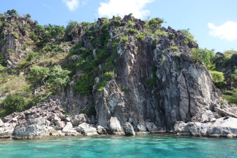 From Basseterre: St. Kitts and Nevis Cruise With Bar & Lunch - Group Size and Availability