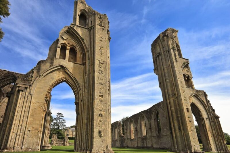 From Bath: Private Tour to Magical Glastonbury - Visiting Glastonbury Abbey