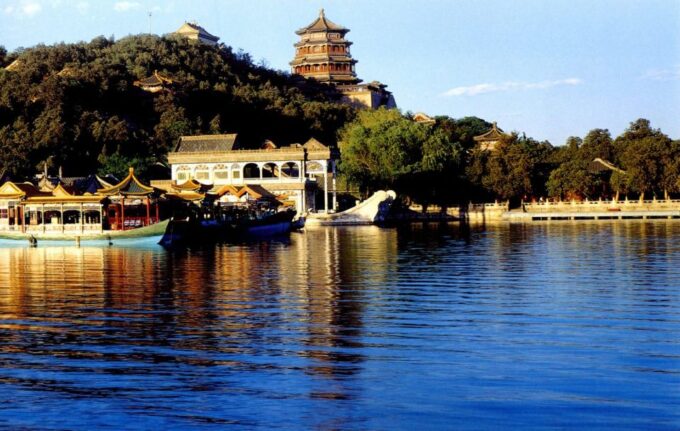 From Beijing: 8-Day Private China Tour - Experiencing Shanghais Attractions
