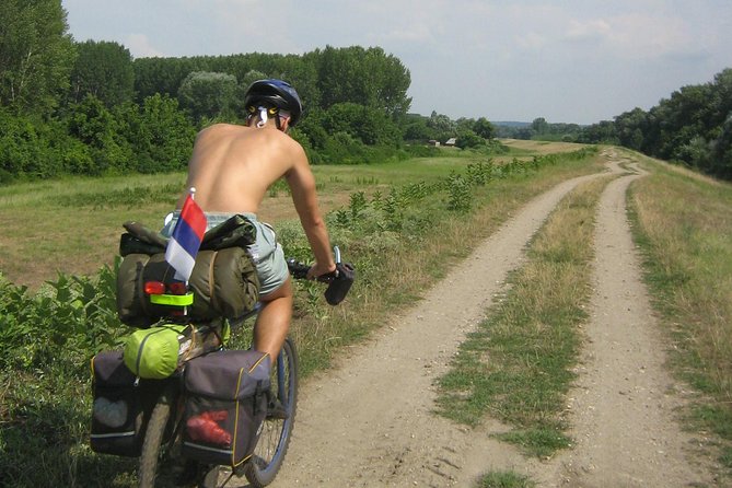 From Belgrade to Pančevo - Into the Wild - Setting off From Belgrade