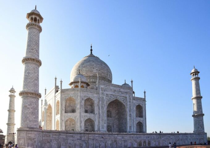 From Bengaluru: 2-Day Taj Mahal Tour With Flight & Hotel - Accommodation and Transfers