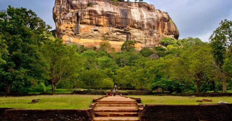 From Bentota: Day Trip to Sigiriya and Dambulla Temple - Exploring Dambulla Temple