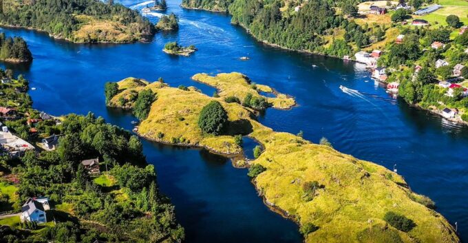 From Bergen: Sightseeing Fjord Cruise to Alversund Strait - Booking and Tour Details