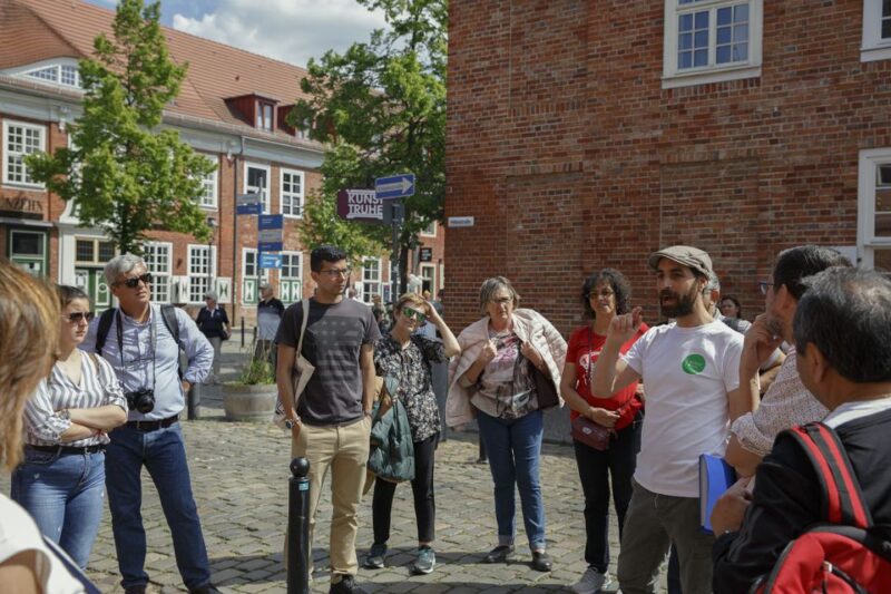 From Berlin: Potsdam Half-Day Tour in Spanish - Tour Experience