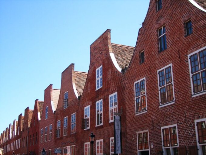 From Berlin: Potsdam Half-Day Tour in Spanish - Important Information