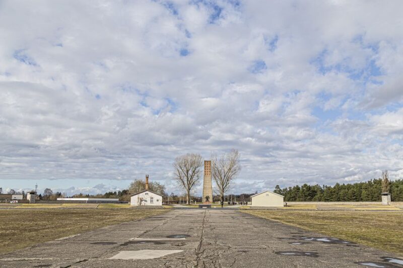 From Berlin: Sachsenhausen Concentration Camp Day Trip - Walking Tour Highlights