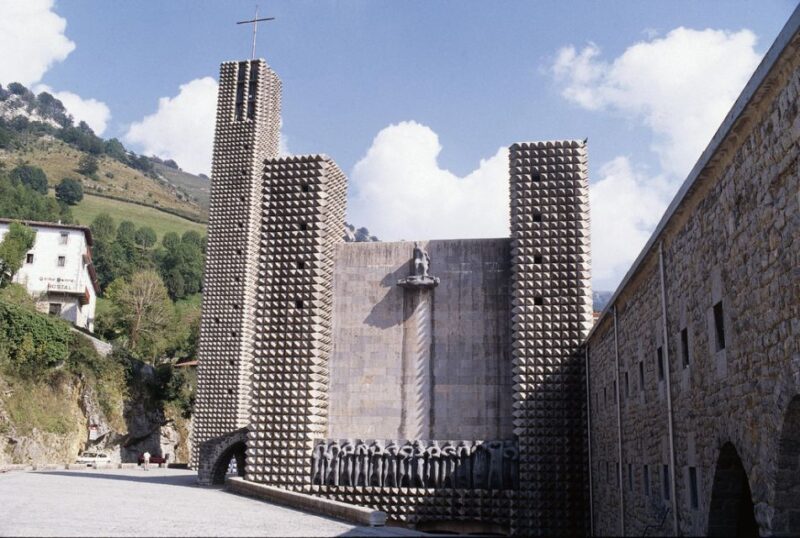 From Bilbao: Elorrio, Oñati, and Sanctuary of Arantzazu Tour - Itinerary