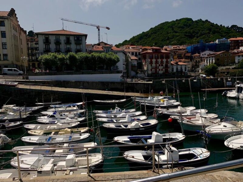 From Bilbao: Gaztelugatxe, Gernika, and Mundaka Group Tour - Scenic Hike to Gaztelugatxe
