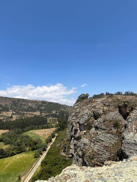 From Bogotá: Guatavita Town and Suesca Stones. - Key Points