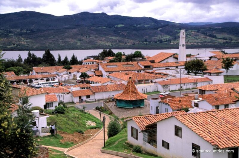 From Bogotá: Lake Guatavita and the El Dorado Legend Tour - Itinerary Details