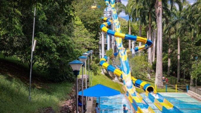 FROM Bogotá: Visit the Piscilago Water Park Including Ticket and Lunch. - Getting to Piscilago