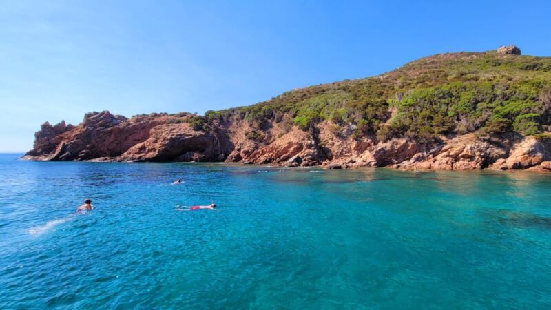 From Bonifacio: Guided Tour of the Extreme South and the Lavezzi Islands - Discovering the Bay of Fazzio