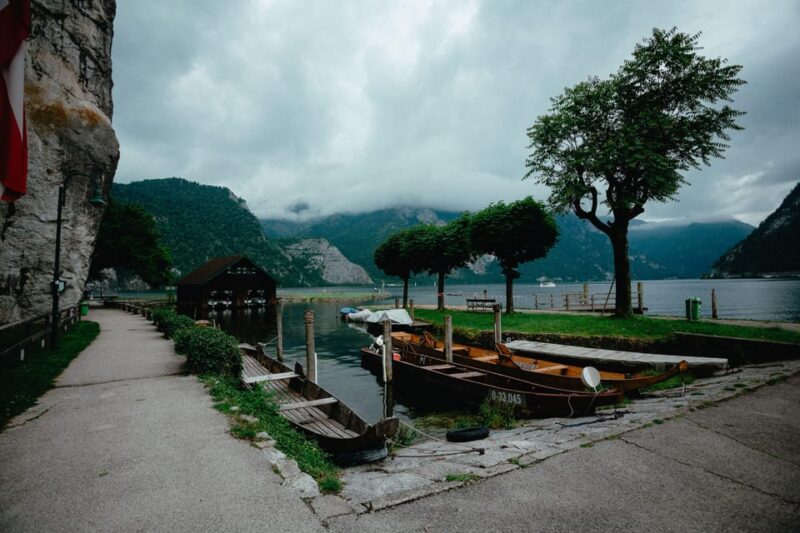 From Bratislava: Melk, Hallstatt & Salzburg Day Tour - Traunsee Boat Trip