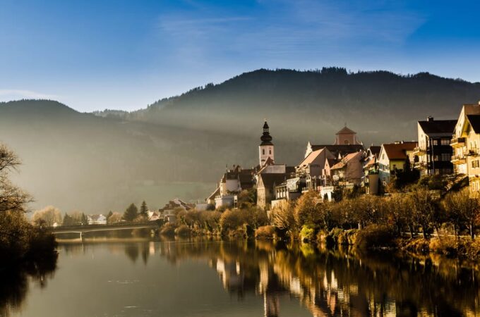 From Bratislava: Melk, Hallstatt & Salzburg Day Tour - Customer Feedback