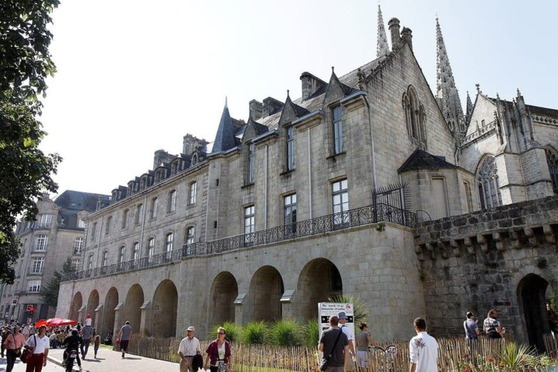 From Brest: Quimper Guided Walking Tour - Exotic Garden of La Retraite