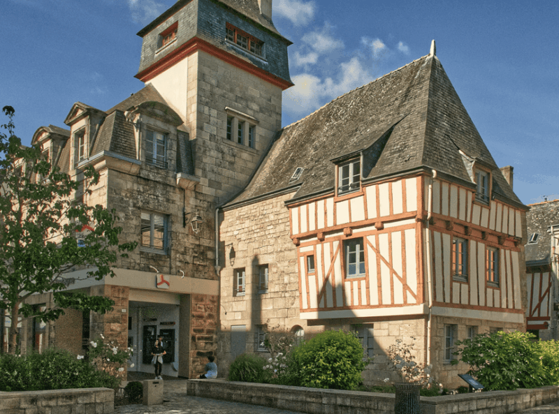 From Brest: Quimper Guided Walking Tour - History and Culture