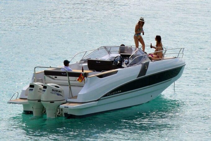 From Brighton: Beneteau Flyer Sundeck Private Charter - Frequently Asked Questions