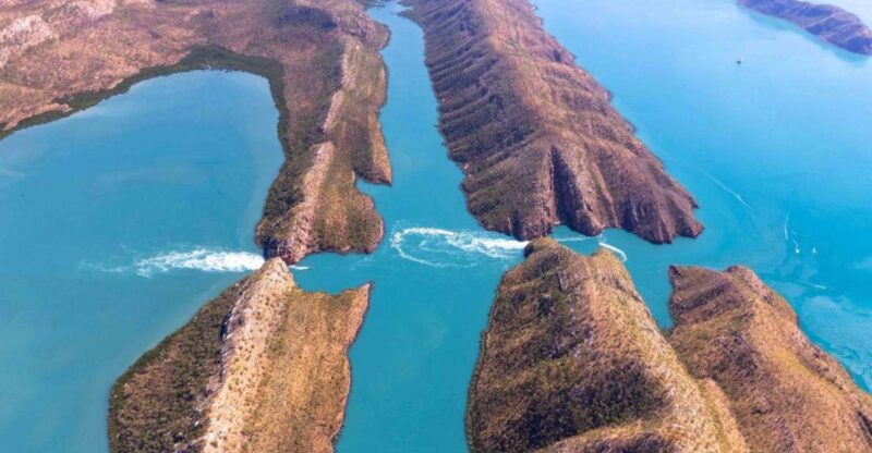 From Broome: Mitchell Falls Scenic Flight - Dry Season - Tour Duration and Group Size