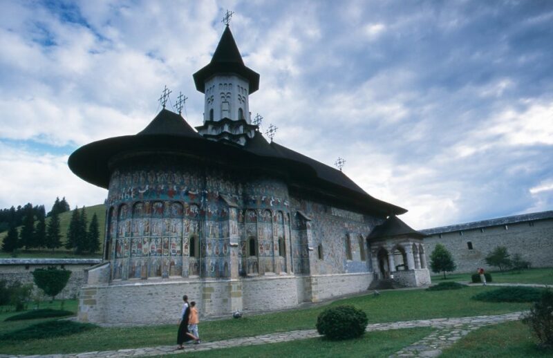 From Bucharest: 3-Day Bucovina & Transylvania Tour - Inclusions