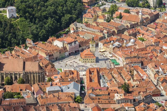 From Bucharest: A Taste of Transylvania: Private Tour - Brasov Old Town Visit