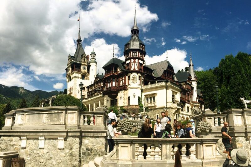 From Bucharest: Bran Castle and Peleș Castle Guided Day Trip - Itinerary Highlights