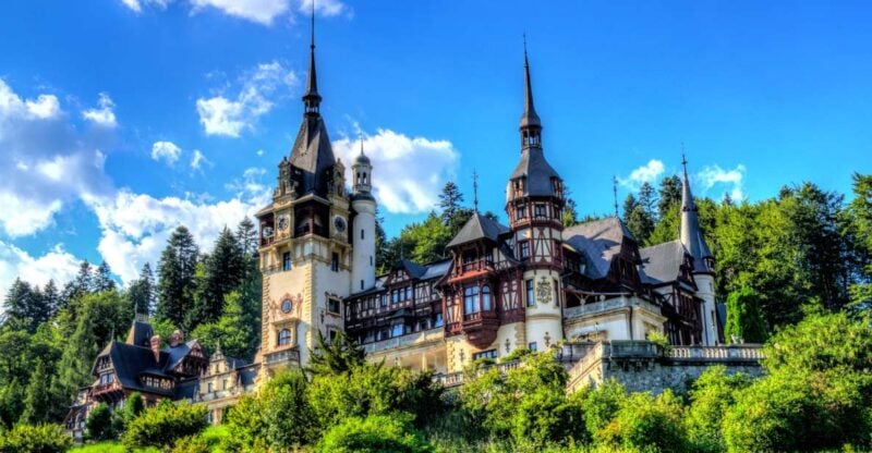 From Bucharest: Day Trip to Dracula and Peles Castle - Visiting Bran Castle