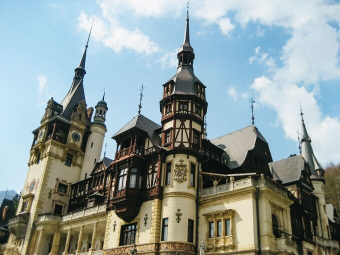 From Bucharest: Day Trip to Dracula and Peles Castle - Customer Feedback and Ratings