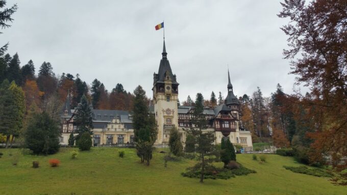 From Bucharest: Dracula Castle Day Trip - Tour Duration