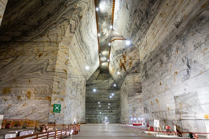 From Bucharest: Largest Salt Mine in Europe and Peles Castle - Visiting Peles Castle