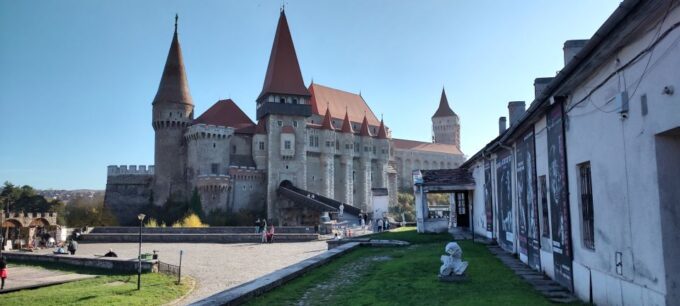 From Bucharest: Private 6-Day Dracula Tour in Transylvania - Comfortable Attire