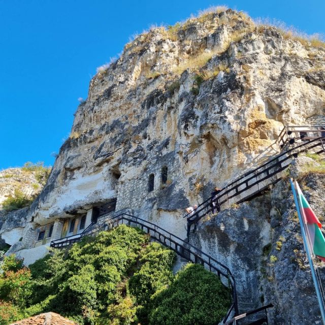 From Bucharest: Private Guided Tour to Veliko Tarnovo - Basarbovo Monastery Visit