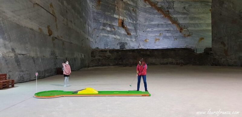 From Bucharest: Salina Slanic: The Great Salt Palace - Guided Tour Details