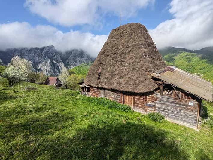 FROM BUDAPEST - BEST OF ROMANIA - TRUTH ABOUT DRACULA - Itinerary Highlights