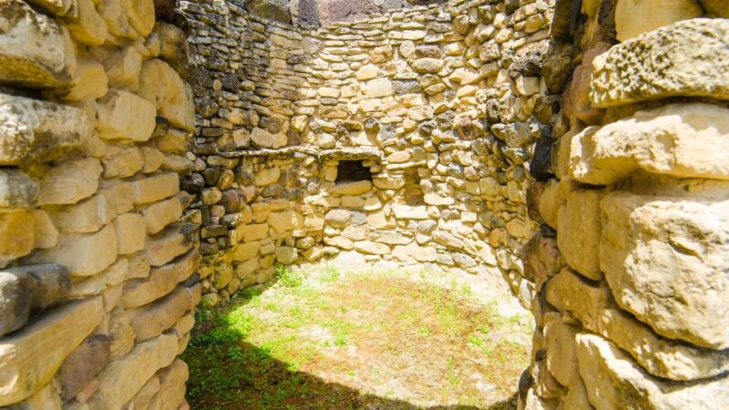 From Cagliari: Tour to the Nuraghe of Barumini & Casa Zapata - Tour Itinerary