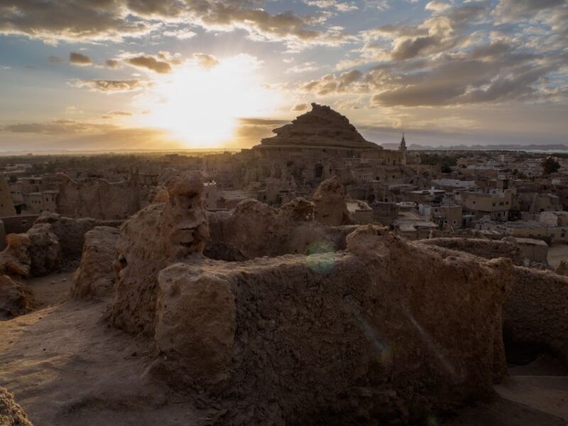 From Cairo: 3-Day Siwa Oasis and Western Desert Private Trip - Itinerary: Day 1 - Cairo to Siwa