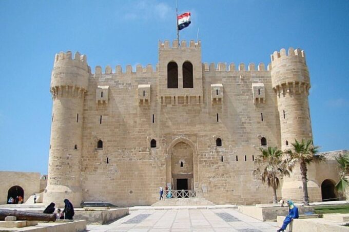 From Cairo: Private Full-Day Tour of Historical Alexandria - Visit Qaitbay Citadel