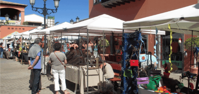 From Caleta De Fuste : Corralejo Shopping Tour - Cancellation and Payment