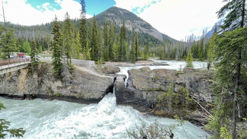 From Calgary: Banff & Yoho National Parks Private Day Tour - Inclusions and Exclusions