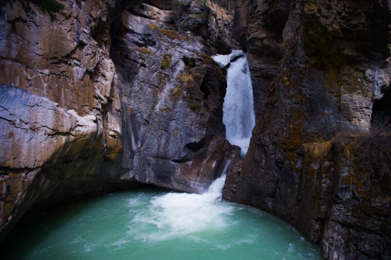 From Calgary: Deep 1 Day Tour in Banff - Itinerary Highlights