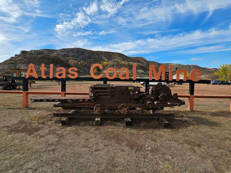 From Calgary: Drumheller Private Tour, Full day sightseeing - The Experience: What You Can Expect