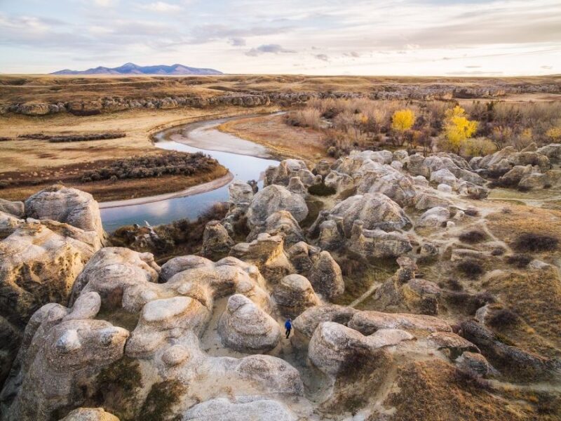 From Calgary: Guided Day Tour to Drumheller - Inclusions and Exclusions
