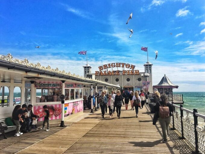 From Cambridge: Guided Day Tour to Brighton & Beachy Head - Brighton Attractions