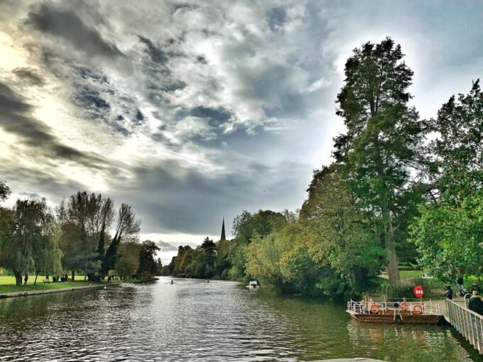 From Cambridge: Guided Day Tour to Stratford & the Cotswolds - Exploring the Picturesque Cotswolds